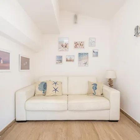 Porto Luna Holiday home